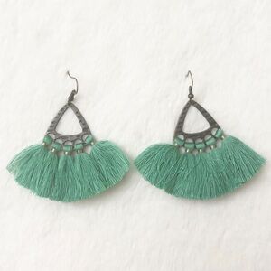 5/$15 🩷 MUST BUNDLE Green Tassel Fan Drop Earrings - Women Jewelry